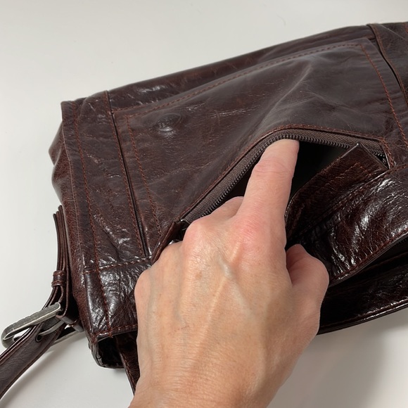 THE TREND brown Leather crossbody / shoulder bag - Picture 11 of 16